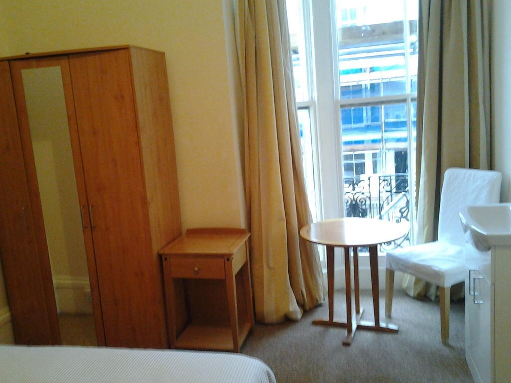 Sterling House Hotel Eastbourne Cameră foto